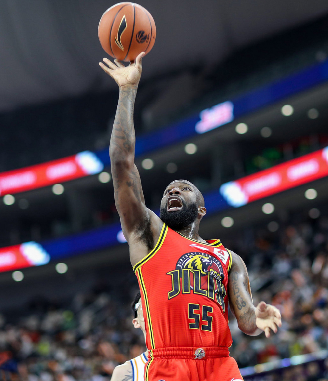 窗口期新疆广汇调整名单以备NBA总决赛；刷新队史纪录环节打磨；管理层满意；心理建设被强调的简单介绍-爱游戏平台